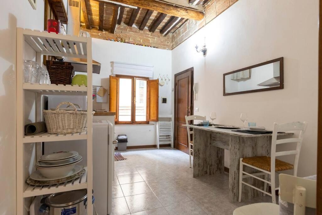 Casa Onda - Nel Cuore Della Contrada Сиена Экстерьер фото